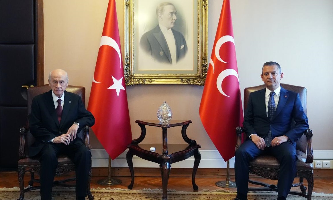 Bahçeli ile Özel arasında dört maddelik restleşme