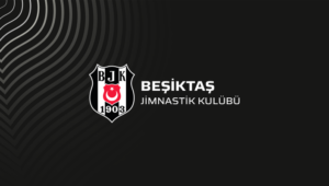Beşiktaş Yeni Teknik Direktörünü Açıkladı: Giovanni van Bronckhorst