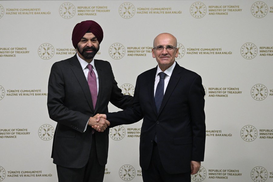 Hazine ve Maliye Bakanı Şimşek, Dünya Bankası Grubu Başkanı Ajay Banga ile Görüştü
