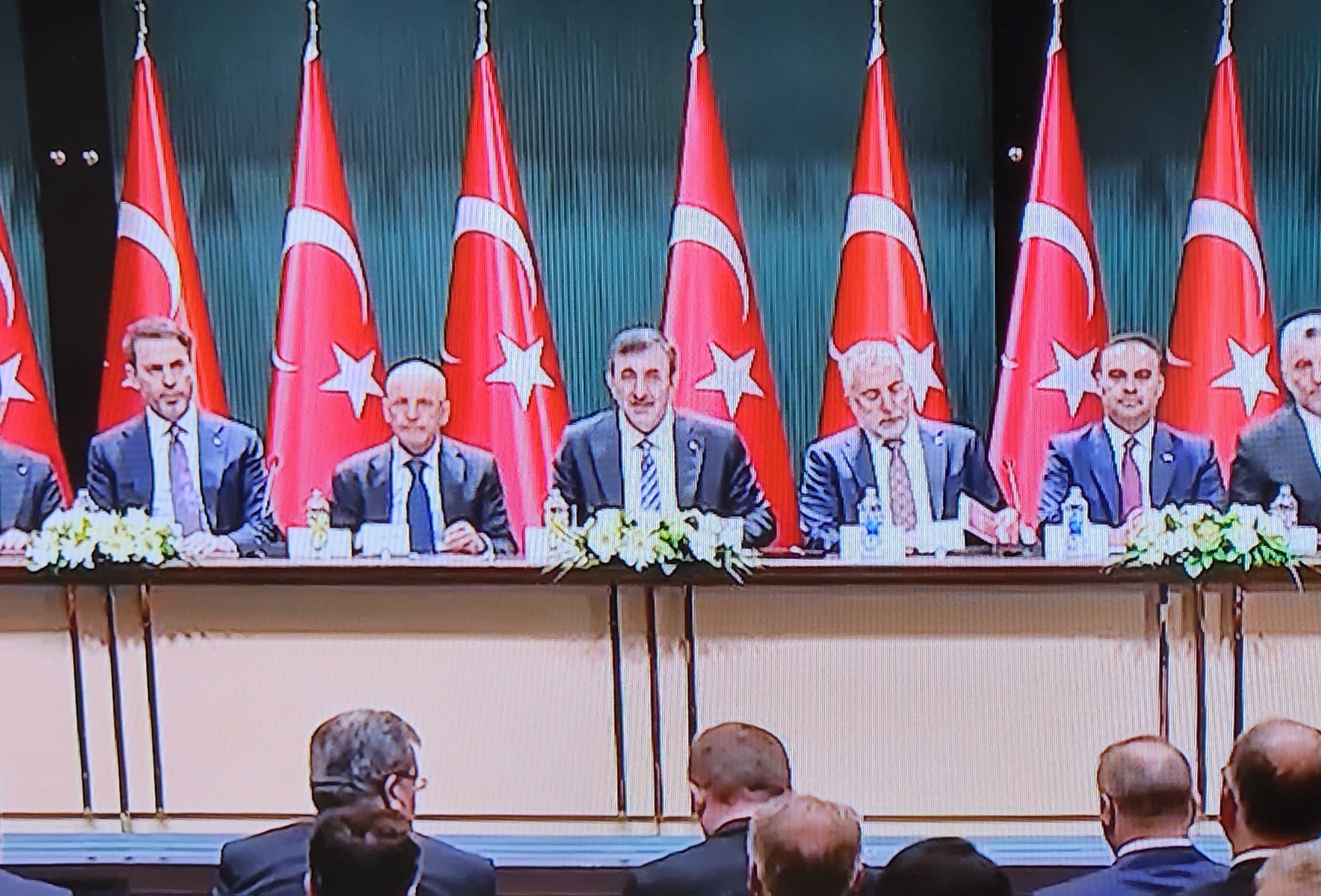 Dar Gelirliye ve Üreticiye Çözüm Yok: Orta Vadeli Programda Emekli ve Çalışanlara Yer Verilmedi