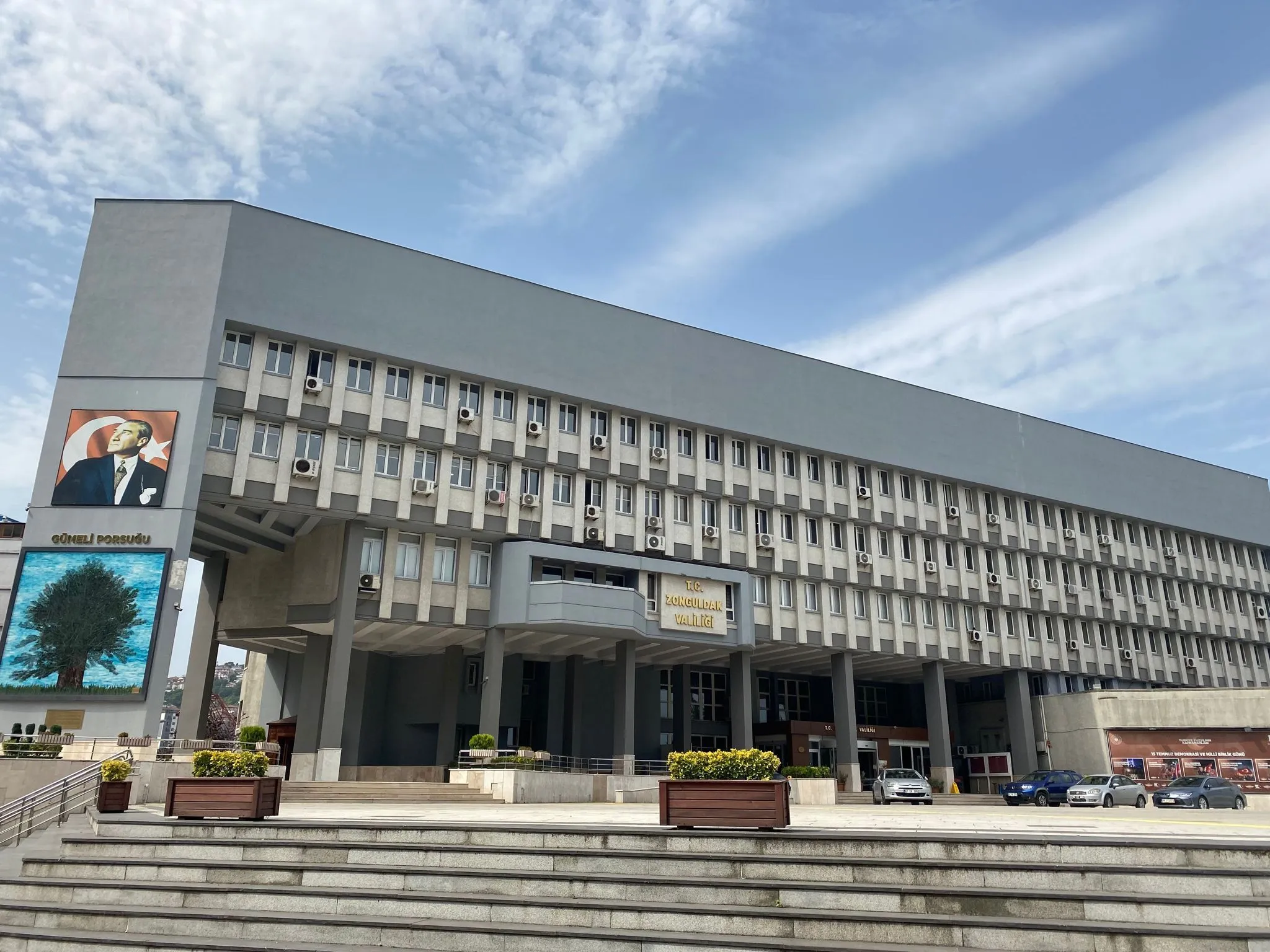 Zonguldak’ta Aranan Dolandırıcılık ve Hırsızlık Şüphelileri Yakalandı