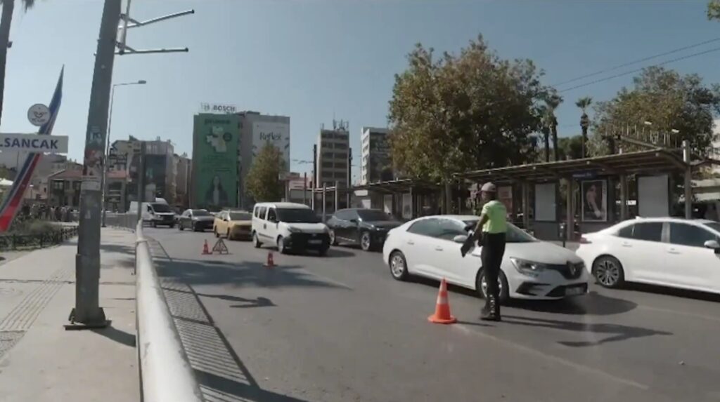 Trafik ve Çakar Denetimlerinde Rekor Cezalar Kesildi