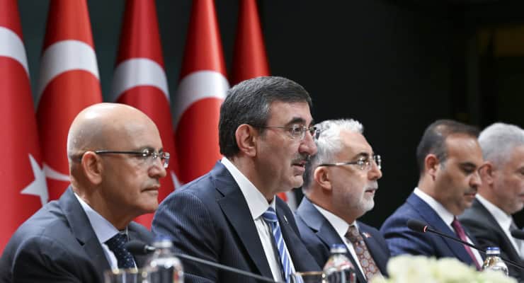 Cumhurbaşkanı Yardımcısı Cevdet Yılmaz: Emekli Maaşlarında Düzenleme Yapılacak