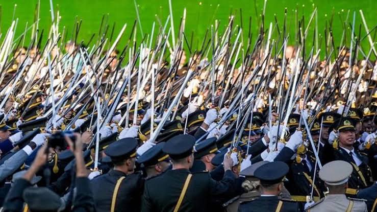 Kara Harp Okulu’ndaki Kılıç Gösterisi Soruşturması Devam Ediyor: Teğmenlerin Avukatlarından Açıklama
