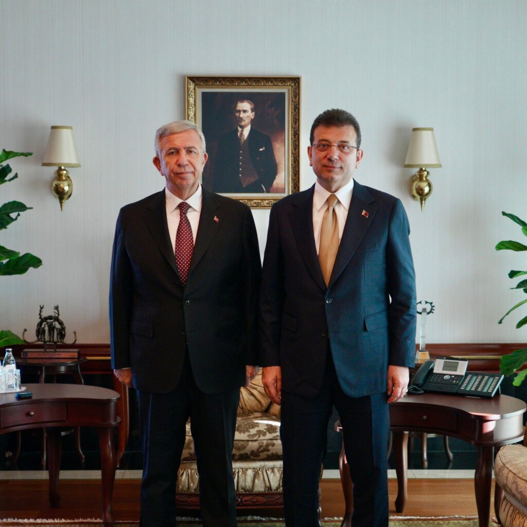 İmamoğlu ve Yavaş’tan Belediyeler Arası İşbirliği Mesajı