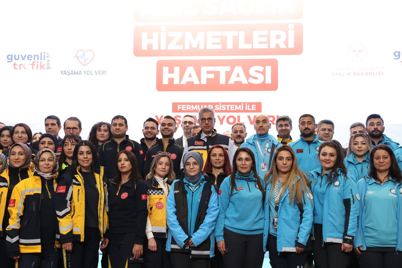 Sağlık Bakanı Prof. Dr. Kemal Memişoğlu’ndan Trafikte Hayat Kurtaran Çağrı: “Fermuar Sistemi ile Yaşama Yol Ver!”