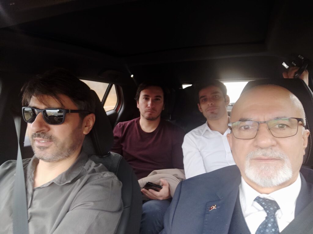 Liberal Parti Genel Başkanı Zübeyir Gülabi’den Adapazarı Yolunda Anlamlı Mesaj: “Büyük Değişim Geliyor”