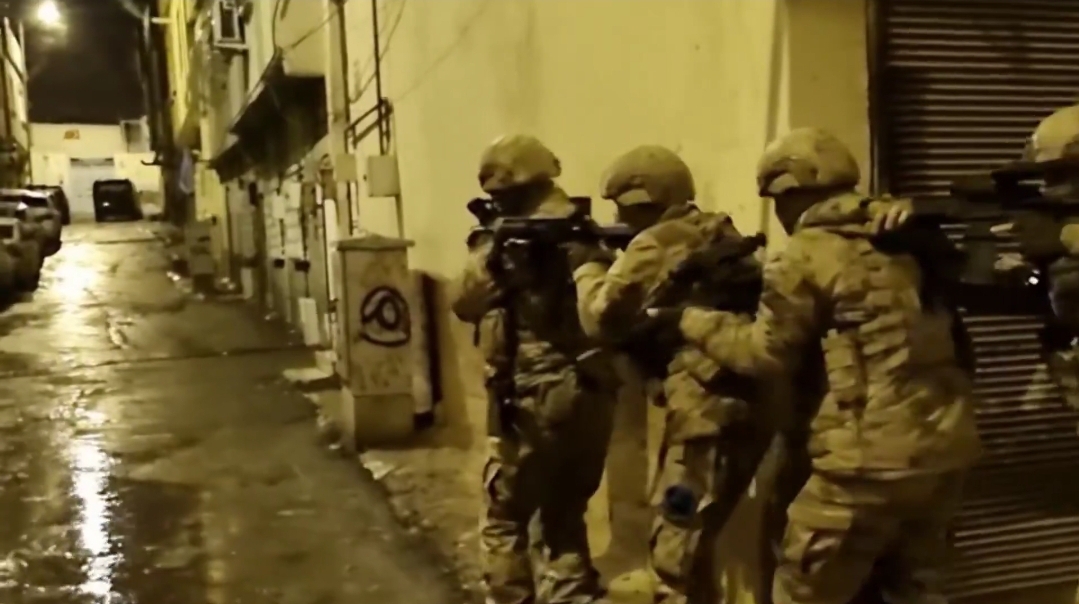 İçişleri Bakanı Ali Yerlikaya’dan PKK/KCK’ya Yönelik Operasyon Açıklaması: 147 Şüpheli Yakalandı