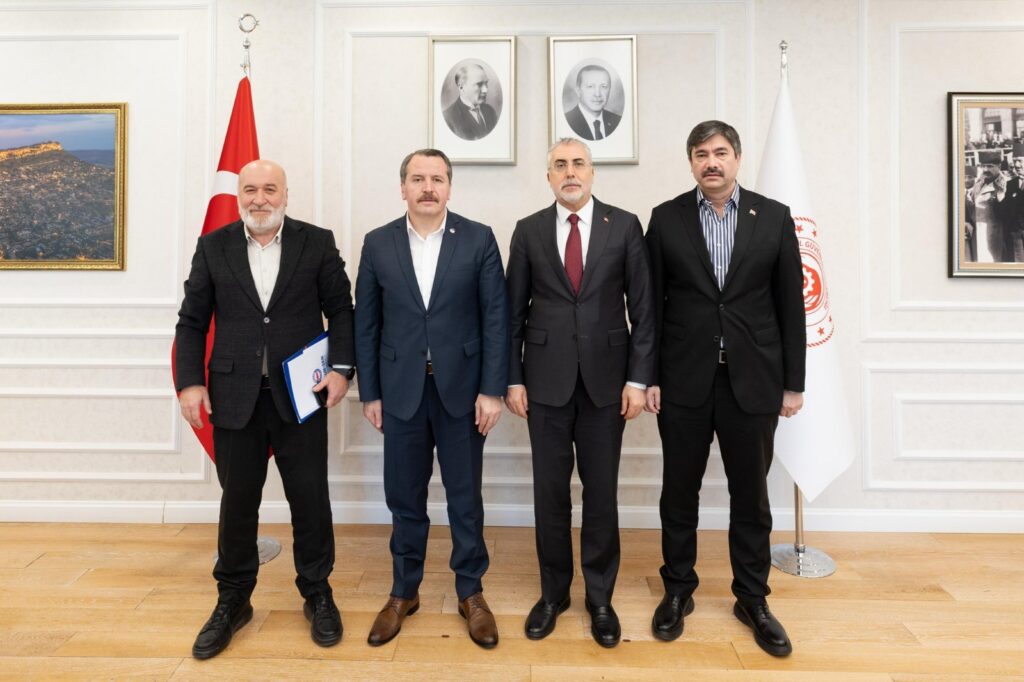 Memur-Sen Heyetinden Bakan Işıkhan’a “Refah Payı” Ziyareti