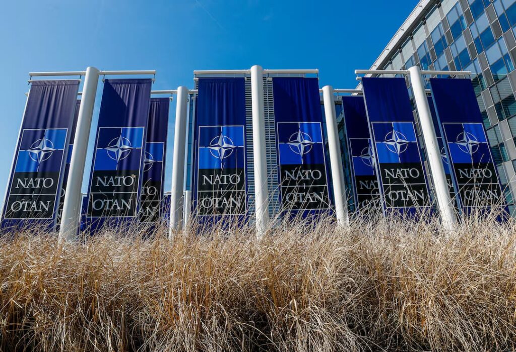 Trump’tan NATO’ya Eleştiri: “Bize Koruma Sağlamıyorlar”