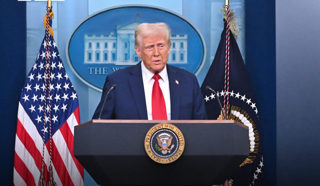 Trump’tan Kanada, Meksika ve Çin’e Yeni Tarifeler