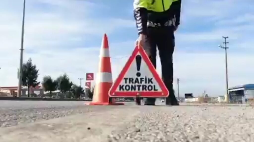 İçişleri Bakanı Ali Yerlikaya: “Trafikte Hız Değil, Güvenlik Önceliğimiz”