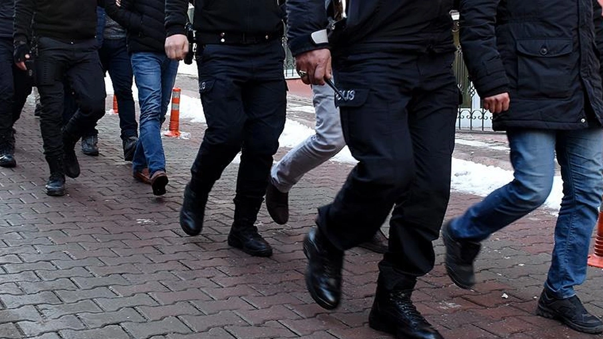 İstanbul’da CHP’li 9 Belediyeye Terör Soruşturması: 10 Kişi Tutuklandı!