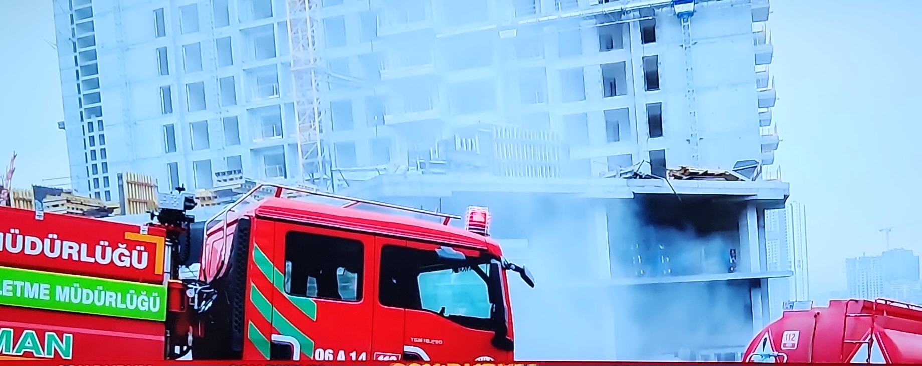 Ankara’nın Çankaya İlçesinde İnşaat Alanında Yangın Çıktı