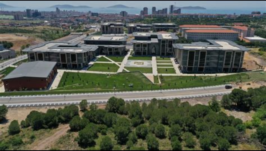 Esenyurt Recep Tayyip Erdoğan Eğitim Külliyesi Hizmete Açıldı