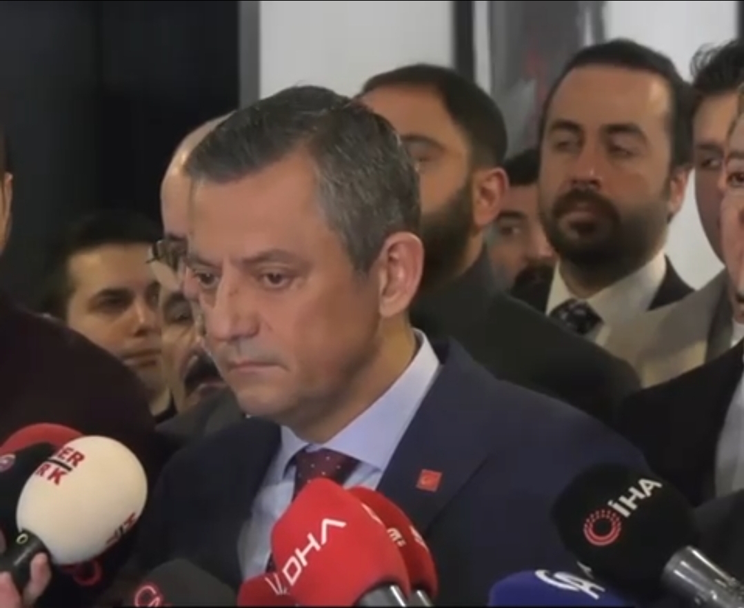 Özgür Özel’den Erken Seçim Çıkışı: “Türkiye’nin 2,5 Yıl Daha Tahammülü Yok”