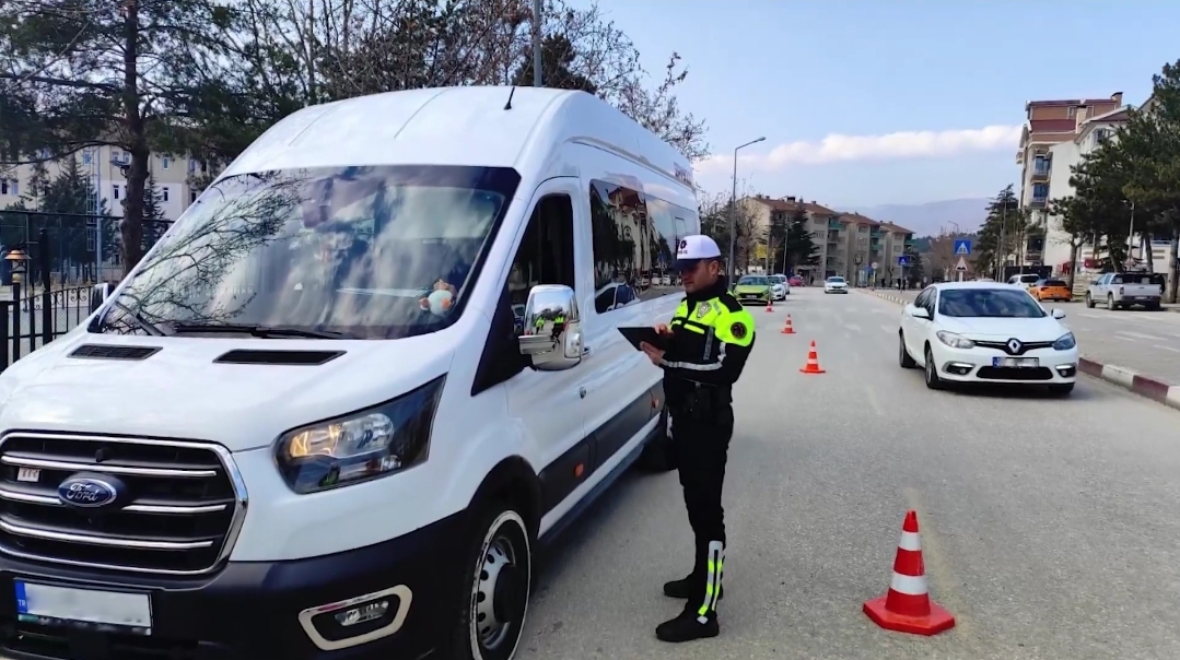 Okul Servisleri ve Trafikte Sıkı Denetim: 487 Bin İşlem, 138 Milyon TL Ceza
