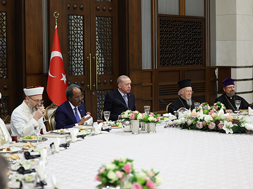 Cumhurbaşkanı Erdoğan, Dini Azınlık Temsilcileri ile İftarda Buluştu