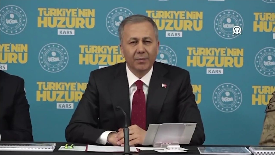 İçişleri Bakanı Ali Yerlikaya, Sahipsiz Köpeklerle İlgili Açıklamalarda Bulundu: “Sorumluluğumuzu Yerine Getirmeliyiz”