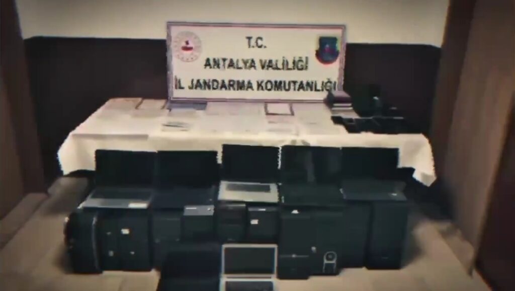 Antalya’da Tefeci Organize Suç Örgütüne Büyük Darbe: 45 Şüpheli Yakalandı