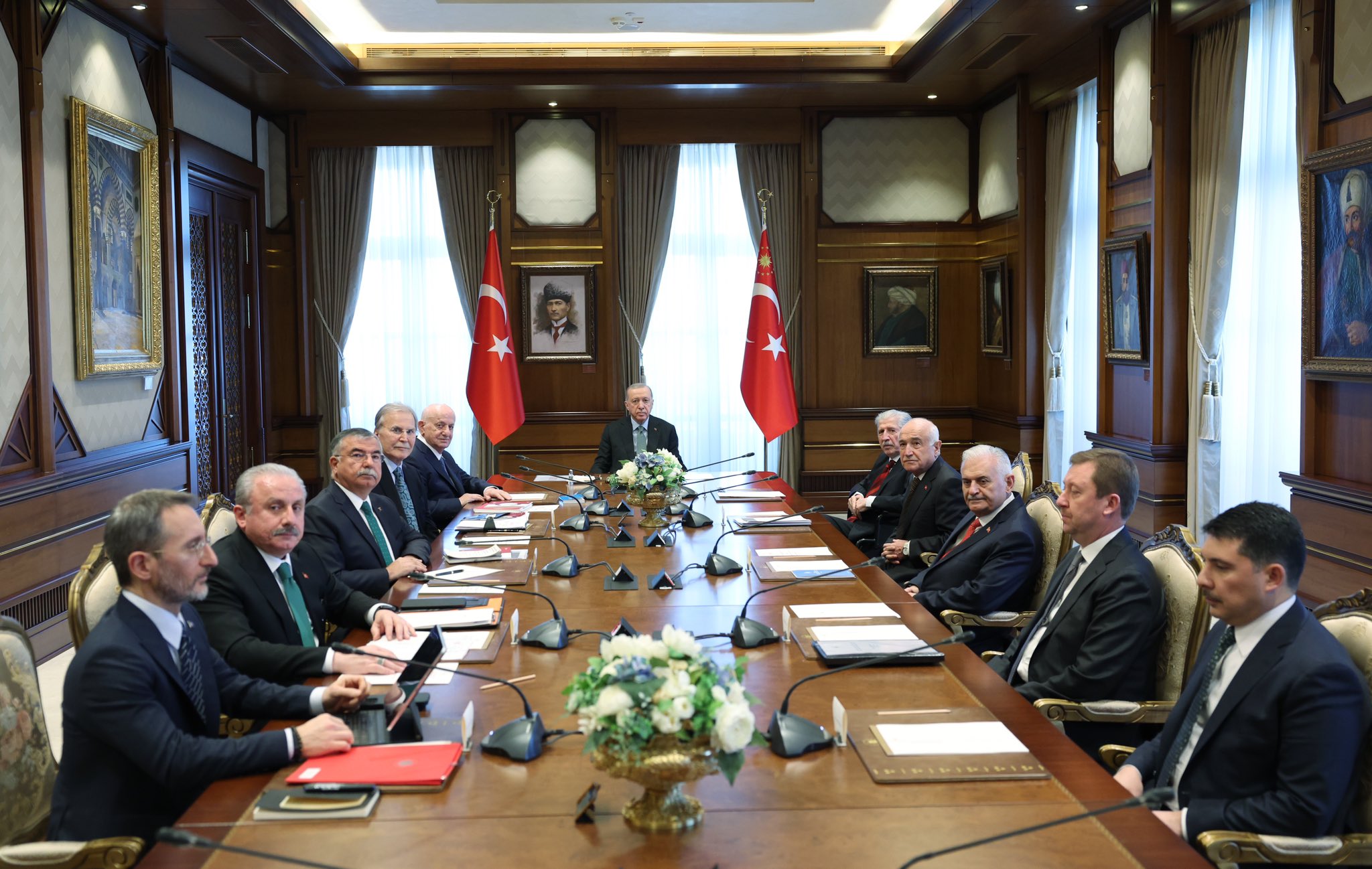 Cumhurbaşkanlığı Yüksek İstişare Kurulu, Cumhurbaşkanı Erdoğan Başkanlığında Toplandı