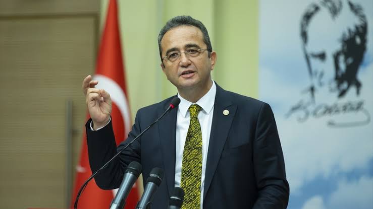CHP’li Bülent Tezcan: İmamoğlu’na Darbe ve Kumpas Soruşturmasını Yürüten Savcılar Suç İşliyor
