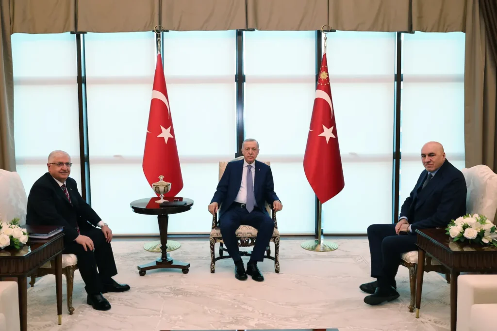 Cumhurbaşkanı Erdoğan, İtalya Savunma Bakanı Crosetto’yu Kabul Etti: Stratejik İş Birliği Vurgusu