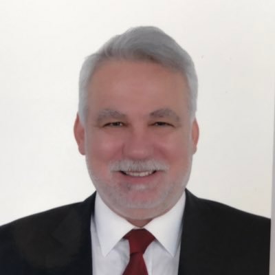 Eski AK Parti Milletvekili Hüseyin Kocabıyık’tan Dikkat Çeken Adalet Tepkisi: “Hakim ve Savcılarla Tüm Bağımı Koparıyorum!”