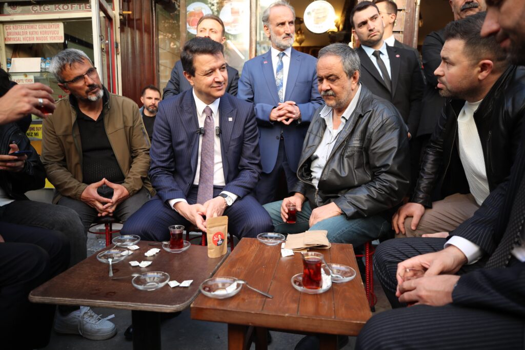 Mahmut Arıkan: “Her Esnaf, Ülkemizin Ekonomisi İçin Bir Kaledir”