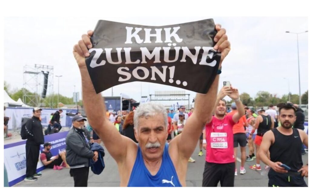 İstanbul Maratonu’nda KHK Protestosu: “KHK Zulmüne Son!”