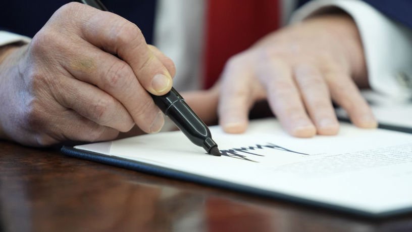 Trump’tan Dünyaya Vergi Yağmuru! Yeni Gümrük Tarifeleri 2 Nisan’da Yürürlüğe Giriyor