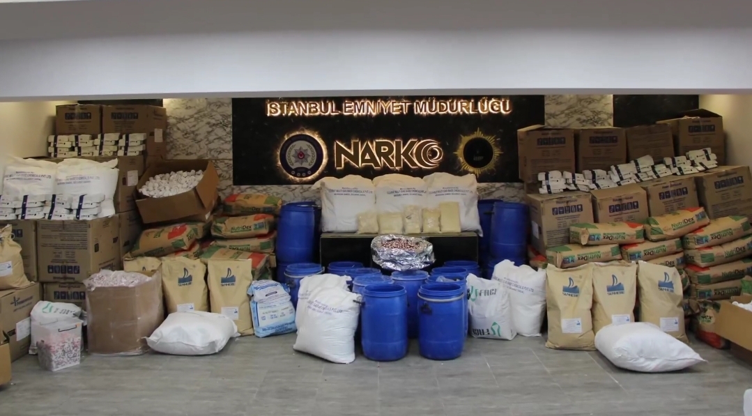 Ali Yerlikaya: Dev Uyuşturucu Operasyonunda 7 Milyon 150 Bin Uyuşturucu Hap Ele Geçirildi