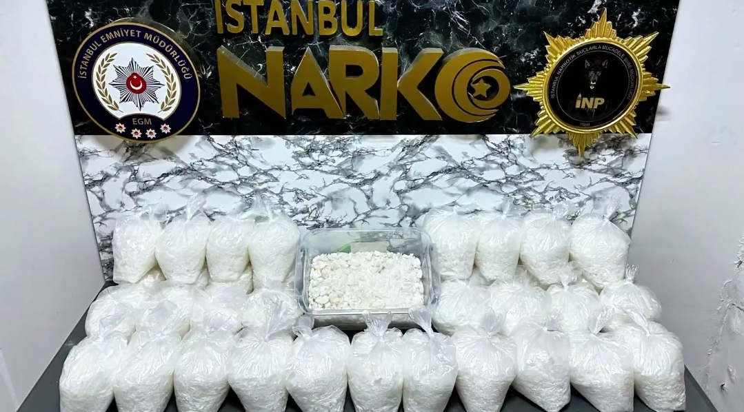 Başakşehir’de Zehir Tacirlerine Darbe: 880 Kilogram Uyuşturucu Ele Geçirildi!