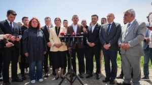 Özgür Özel: “İmamoğlu İstanbul’a Yapılan Kötülüğü Deşifre Edecek”