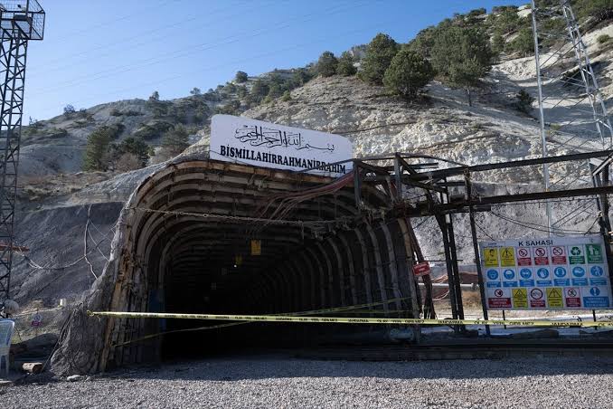 Beypazarı’nda Maden Ocağında Göçük: 13 İşçi Yaralandı