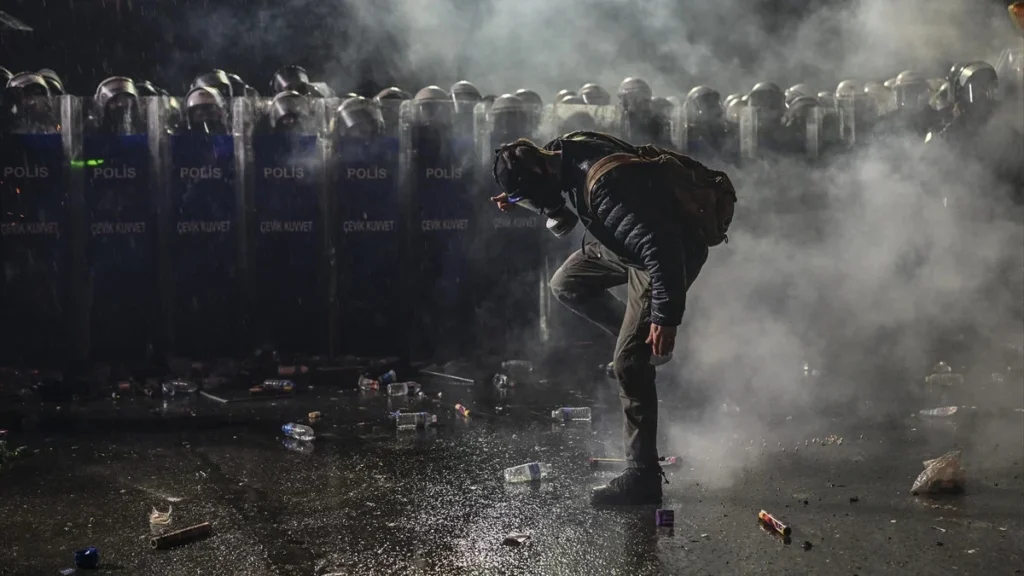 59 Genç Tahliye Edildi: Ekrem İmamoğlu Protestolarında Tutuklananlara Mahkemeden Tahliye Kararı