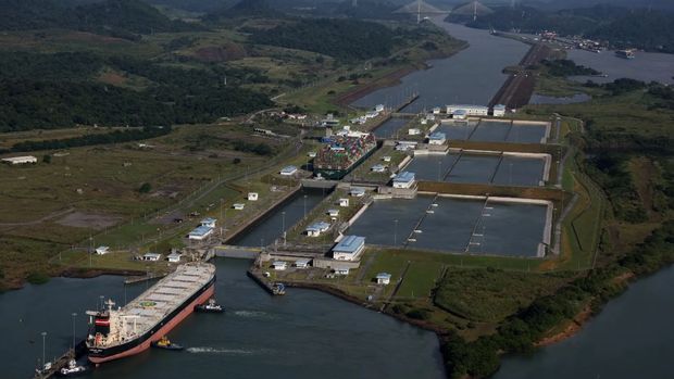 Trump’tan Panama ve Süveyş Kanalları İçin Çarpıcı Açıklama: Amerikan Gemileri Ücretsiz Geçebilecek