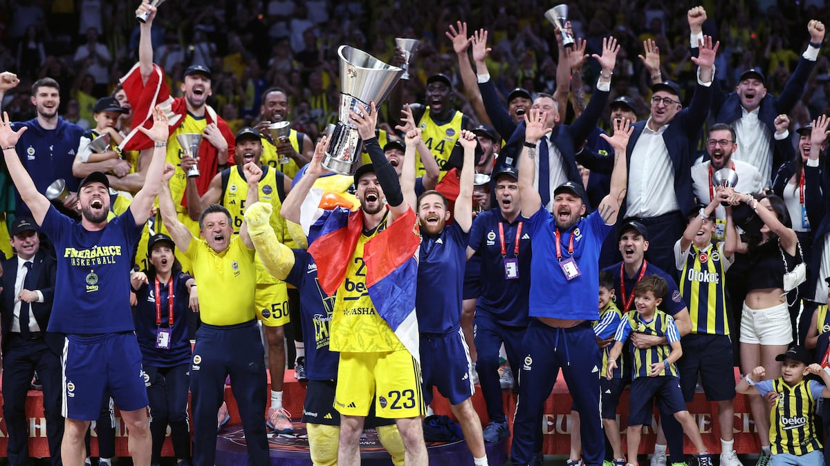 🏆 Fenerbahçe Beko 2024-2025 EuroLeague Şampiyonu Oldu!