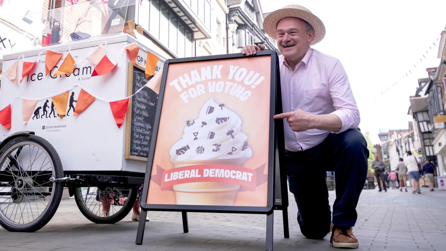 Liberal Demokratlar’dan Yerel Seçim Zaferi: İngiltere’de Üç Konseyin Kontrolünü Ele Geçirdiler!