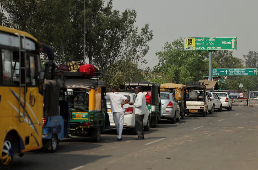 Hindistan-Pakistan Arasında Ticaret Krizi Büyüyor: Sınırlar Kapandı, Diplomatik İpler Gerildi