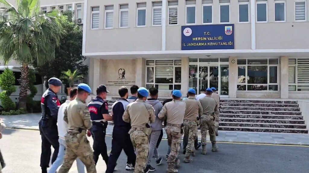 Mersin’de NARKOKAPAN Operasyonu: 112 Torbacı Gözaltında, 84’ü Tutuklandı!