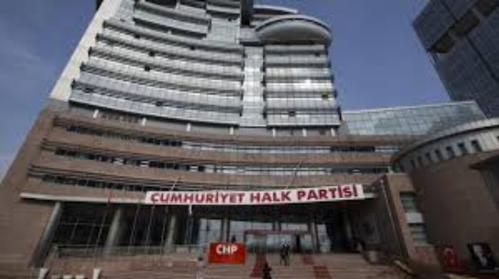 Konya’da CHP Tanıtım Aracına Sevinç Ateşi: 2 Şüpheli Gözaltına Alındı