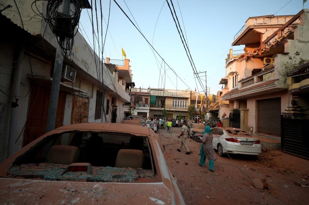 Pakistan ve Hindistan’dan Sürpriz Karar: ABD Arabuluculuğunda “Tam ve Derhal Ateşkes” İlan Edildi!