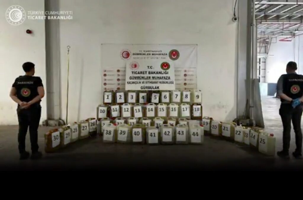 Ağrı Gürbulak Gümrük Kapısı’nda Dev Uyuşturucu Operasyonu: 764 Kilo Likit Metamfetamin Ele Geçirildi