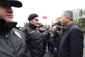 1 Mayıs’ta 409 Gözaltı: İçişleri Bakanı Yerlikaya’dan Açıklama