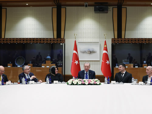 Cumhurbaşkanı Erdoğan: “Emeğin ve Alın Terinin Yüzyılını Hep Birlikte İnşa Edeceğiz”