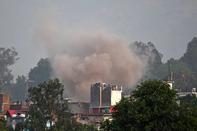 Hindistan ve Pakistan Arasında Gerginlik Yükseliyor: Yeni Hava Saldırıları ve Drone Çatışmaları
