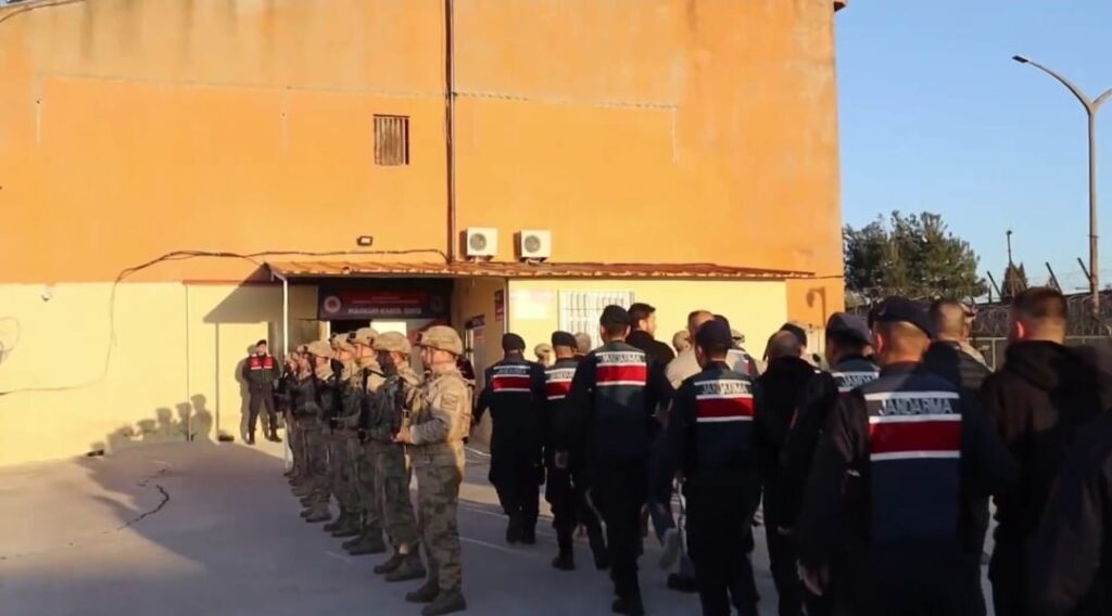 Çanakkale Merkezli 3 İlde Tefecilik Operasyonu: 1.25 Milyar TL’lik Mal Varlığına El Kondu, 7 Tutuklama