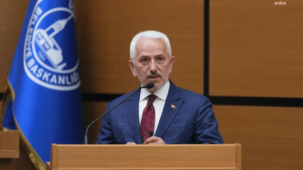 AK Parti’de Flaş İstifa: Üsküdar Belediyesi Meclis Üyesi Ekrem Baki’den Muhalefet Baskısına Tepki!