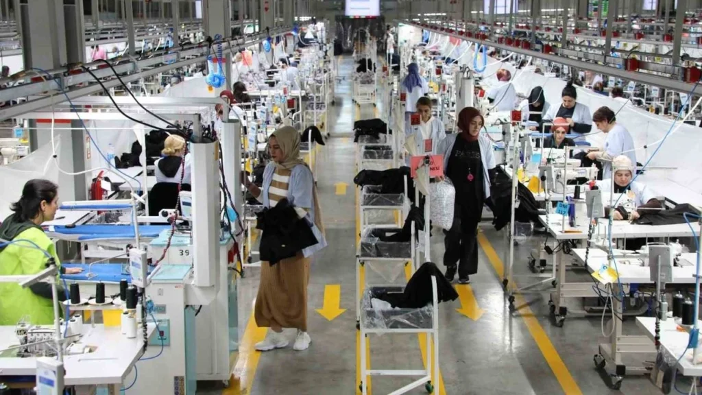 Mayıs 2025’te Hizmet Üretim Endeksi Yıllık Yüzde 3,9 Arttı: En Yüksek Artış Bilgi ve İletişimde